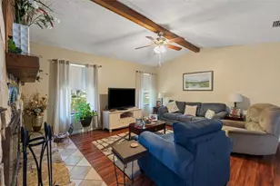 2278 Ardenwood Dr, Spring Hill, FL 34609 - Photo 6
