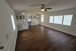 16127 Narrow St, Brooksville, FL 34604 - Photo 10