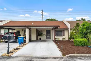 2008 Sunset Grove Ln, Clearwater, FL 33765 - Photo 2