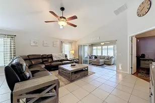 11627 Leda Ln, New Port Richey, FL 34654 - Photo 10