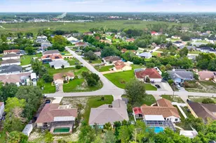9086 Manchester St, Spring Hill, FL 34606 - Photo 4