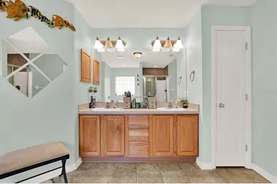 9086 Manchester Street, Spring Hill, FL 34606 - Photo 22