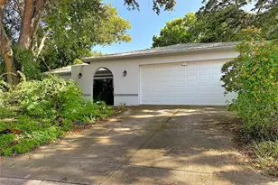 7622 Clovis Ct, New Port Richey, FL 34653 - Photo 6