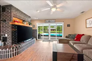 9550 Purdy St, Spring Hill, FL 34608 - Photo 6