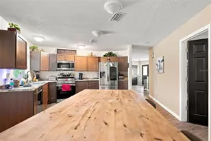 9550 Purdy St, Spring Hill, FL 34608 - Photo 12