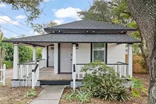 136 N Ring Ave, Tarpon Springs, FL 34689 - Photo 4