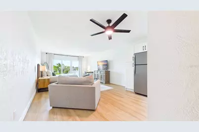 3789 46th Avenue S #204, Saint Petersburg, FL 33711 - Photo 12