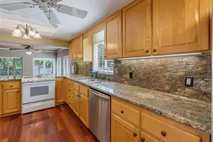 5415 Riverside Dr, Yankeetown, FL 34498 - Photo 32