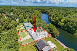 5415 Riverside Dr, Yankeetown, FL 34498 - Photo 2