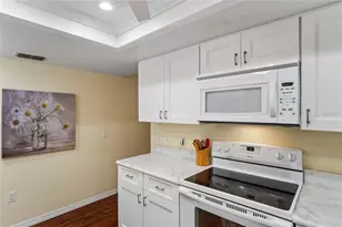 2328 Palm Springs Ct, Spring Hill, FL 34606 - Photo 14