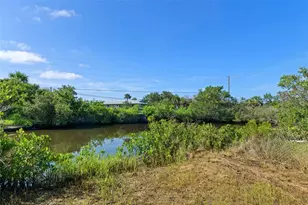 14512 W Black Creek Dr, Crystal River, FL 34429 - Photo 1