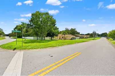 11201 Rainbow Woods Loop, Spring Hill, FL 34609 - Photo 26
