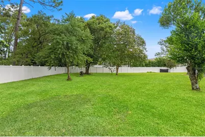 11201 Rainbow Woods Loop, Spring Hill, FL 34609 - Photo 22