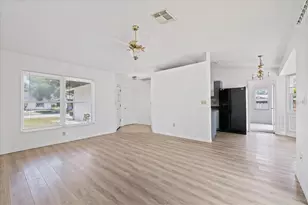 5102 Meadowlark Ln, New Port Richey, FL 34653 - Photo 8
