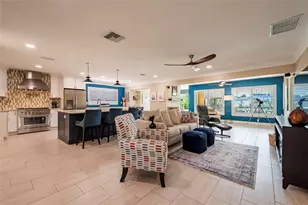 541 Crystal Dr, Madeira Beach, FL 33708 - Photo 4