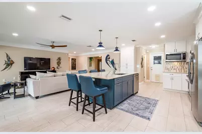 541 Crystal Drive, Madeira Beach, FL 33708 - Photo 18