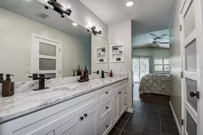 1105 Clippers Way, Tarpon Springs, FL 34689 - Photo 14