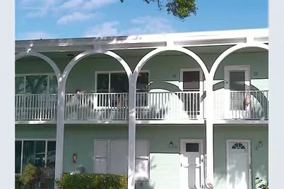 2011 Australia Way W #36, Clearwater, FL 33763 - Photo 2