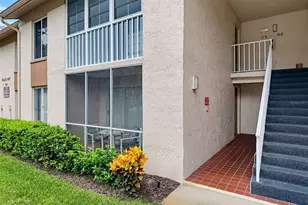 12211 Fox Chase Dr, Hudson, FL 34669 - Photo 2