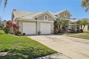 954 Cobblestone Ln, Tarpon Springs, FL 34688 - Photo 6