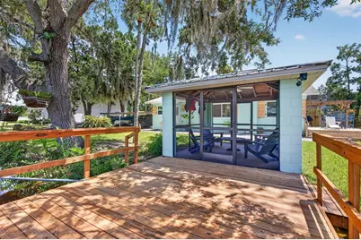 6086 Island Drive, Weeki Wachee, FL 34607 - Photo 10