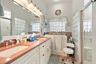 9239 Turnberry Ct, New Port Richey, FL 34655 - Photo 16