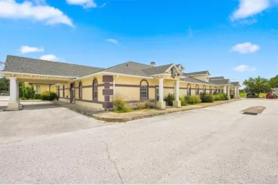 224 Mariner Boulevard, Spring Hill, FL 34609 - Photo 4