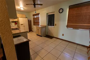 8301 Weeping Willow St, Brooksville, FL 34613 - Photo 10