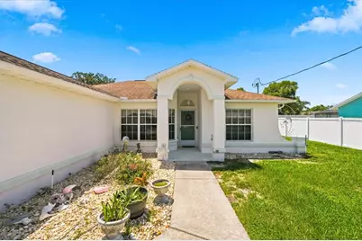 10432 Gatling Street, Spring Hill, FL 34608 - Photo 4