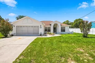 10432 Gatling St, Spring Hill, FL 34608 - Photo 2