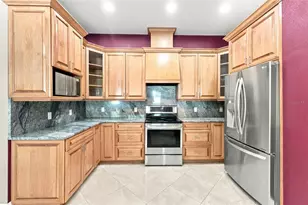 11302 Osceola Dr, New Port Richey, FL 34654 - Photo 6