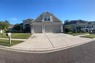 22736 Beltrees Ct, Land O Lakes, FL 34639 - Photo 6