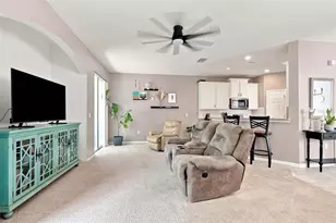 8421 Shallow Creek Ct, New Port Richey, FL 34653 - Photo 4