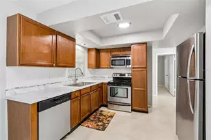 9631 Marlinton Ln, Port Richey, FL 34668 - Photo 10