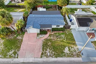 3649 Holiday Lake Dr, Holiday, FL 34691 - Photo 44