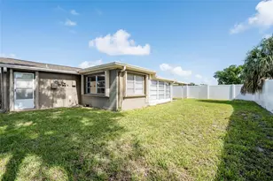3246 Brookfield Dr, Holiday, FL 34691 - Photo 22