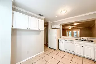 1844 Mill Run Cir, Tampa, FL 33613 - Photo 12