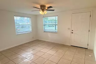4928 Getner St, New Port Richey, FL 34652 - Photo 10