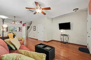 12434 Berkeley Square Dr, Tampa, FL 33626 - Photo 8