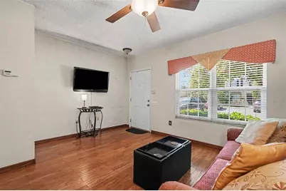 12434 Berkeley Square Drive, Tampa, FL 33626 - Photo 6