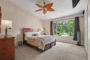 12434 Berkeley Square Dr, Tampa, FL 33626 - Photo 2