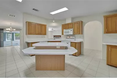 14992 Rialto Avenue, Brooksville, FL 34613 - Photo 20
