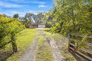 5175 Olivet Dr, Dade City, FL 33523 - Photo 46