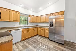 5175 Olivet Dr, Dade City, FL 33523 - Photo 16