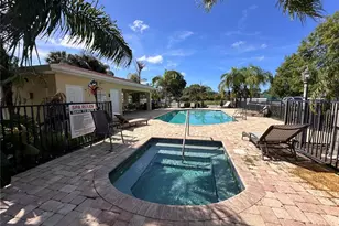5041 Royal Palms Wy, New Port Richey, FL 34652 - Photo 30