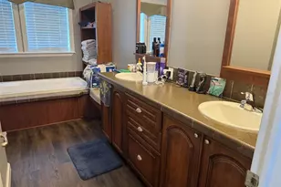 12091 Pinetree Ln, Brooksville, FL 34613 - Photo 14