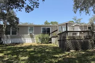 12091 Pinetree Ln, Brooksville, FL 34613 - Photo 2