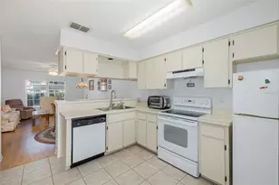 4804 Myrtle Oak Dr, New Port Richey, FL 34653 - Photo 12