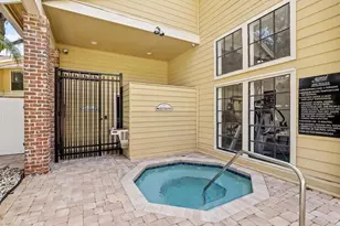 8653 Mallard Reserve Dr, Tampa, FL 33614 - Photo 26