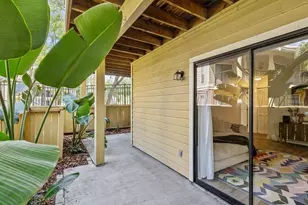 8653 Mallard Reserve Dr, Tampa, FL 33614 - Photo 14